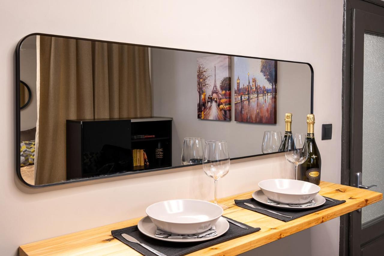 Bohemia - New Apartment With Stylish Design Sófia Exterior foto
